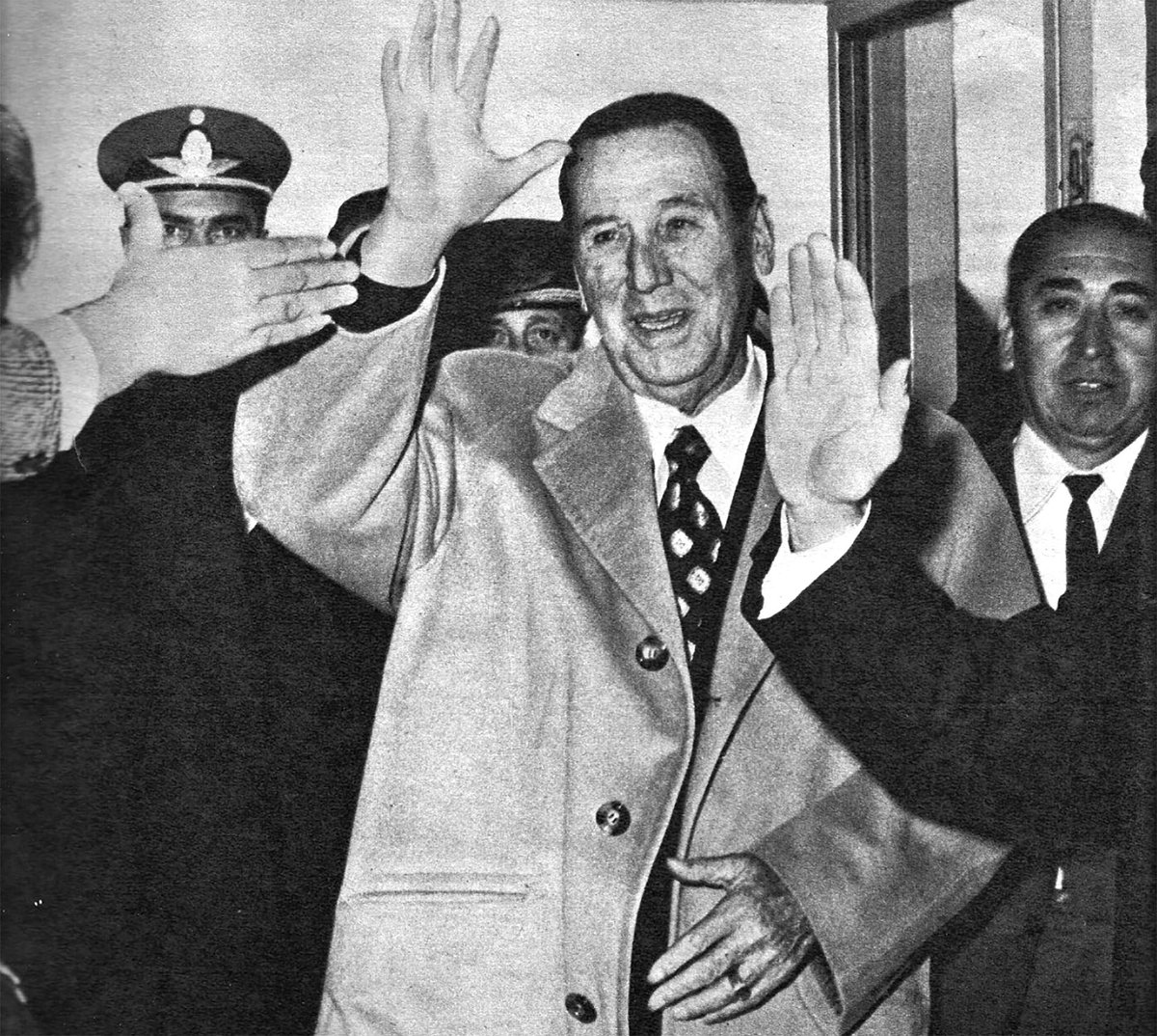 ElVengador1945's tweet image. "Aquella nación que pierde el control de la economia, pierde su soberanía."
Juan Domingo Perón 🇦🇷