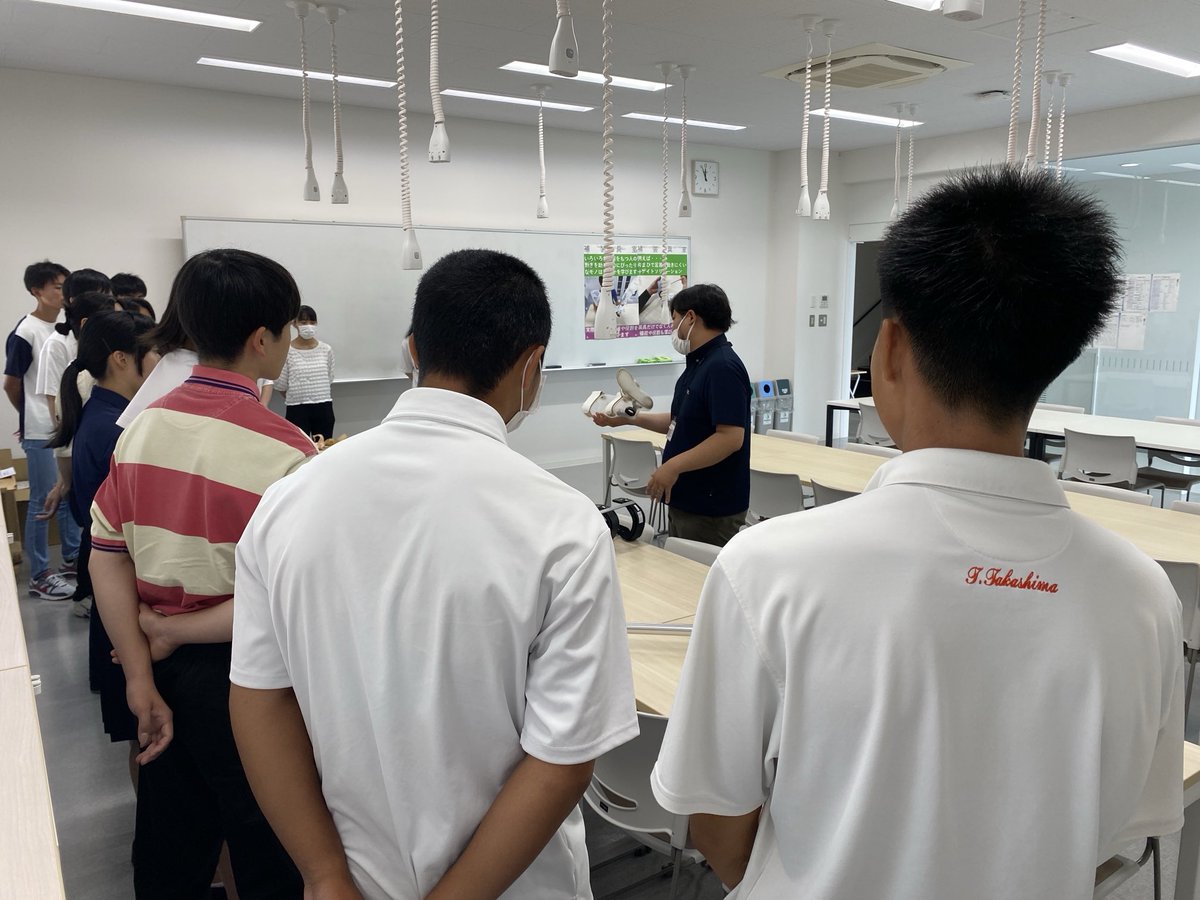 函館市医師会看護・リハビリテーション学院(看護学科)・直前対策合格セット問題集(5冊) 過去問の傾向と対策 [2025年度版] 面接 参考書 社会人 高校生 送料無料 函館市医師会 看護・リハビリテーション学院様 学校説明会ポスター