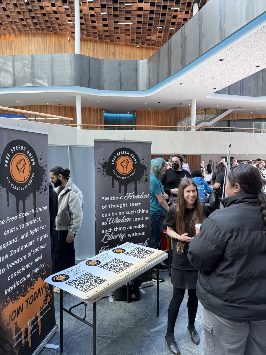 NZFreeSpeech's tweet image. Back on site today at AUT! Meeting the next generation of free speech champions! Come see us if you’re in the area 👍