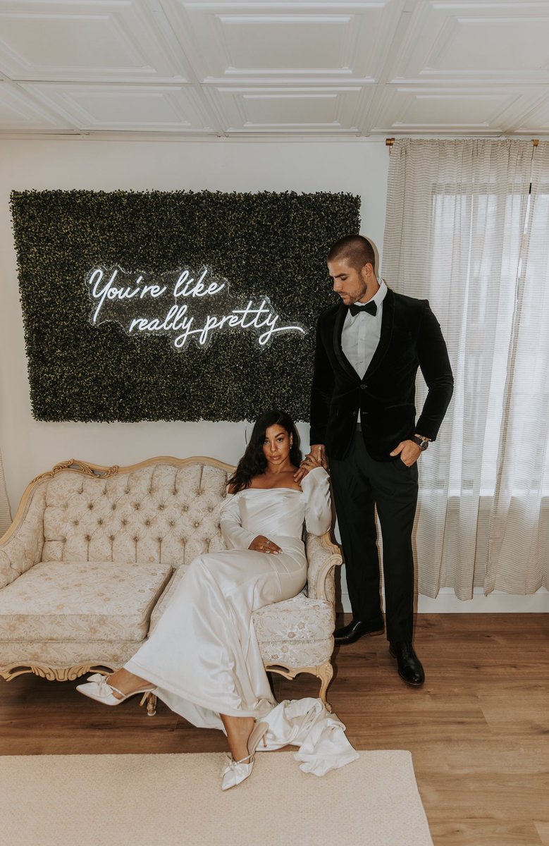 Happy Anniversary! 8yrs ago seems like yesterday. Love you!