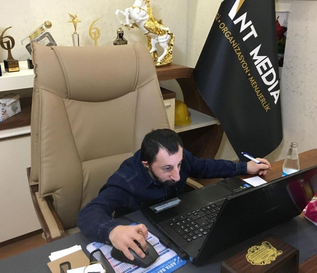 indeec1937's tweet image. Зеленский в вечернем обращении похвастался, что "Пэтриоты" сбили три российских "Кинжала".
И попросил у Запада поставить ещё три системы "Пэтриот"