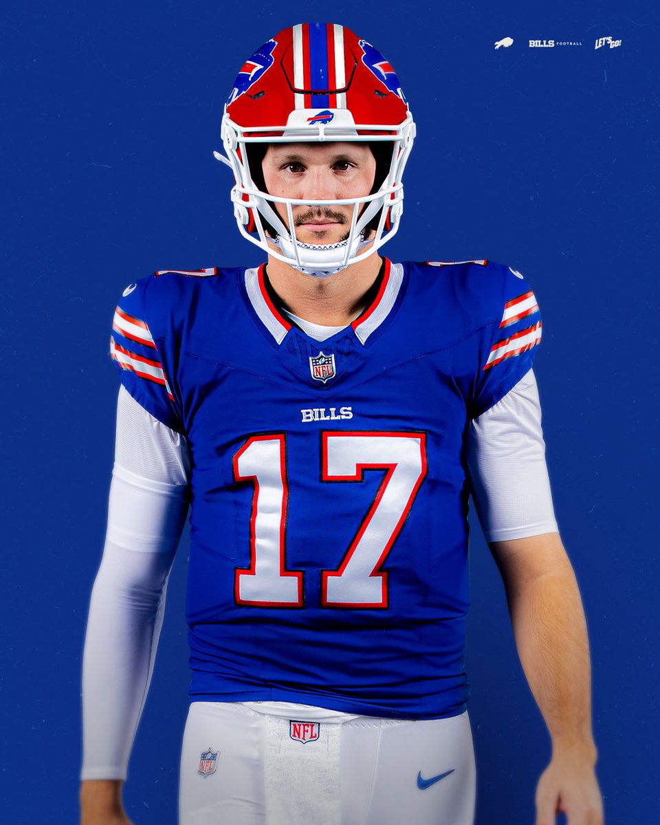fashion_nfl's tweet image. These absolutely rule. Kudos to Buffalo for giving the people what they want.