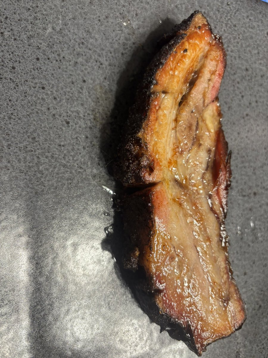 Late getting to this, but here you go @eda 😀

Smoked and then air fried pork belly. Best of both worlds 🐖🐖🐖