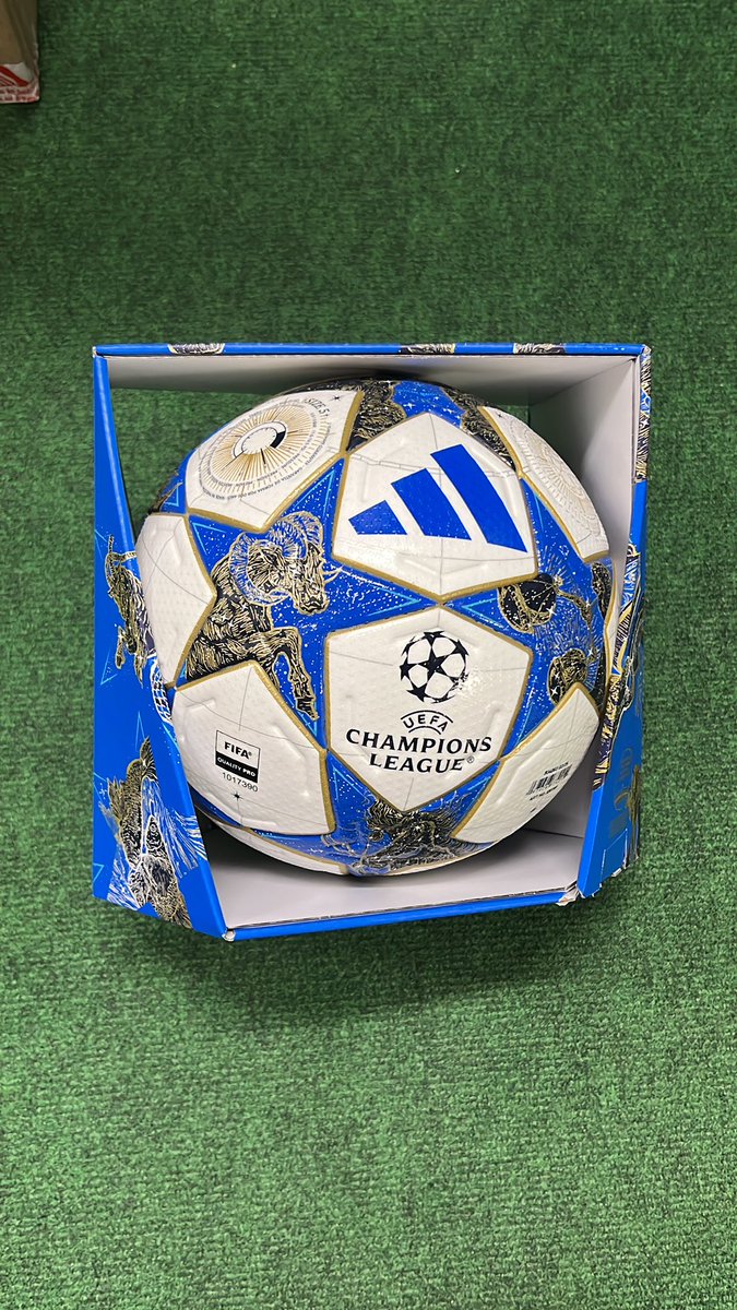 New Champions League Match Ball 2025 by Adidas Latest Arrival at Vancouver Soccer Store North America Sports! Size 5 in stock. Visit Us in Store Today! Questions? 604-299-1721 #adidas #championsleague #ball #soccer #vancouver #UCL #uefa #BC #