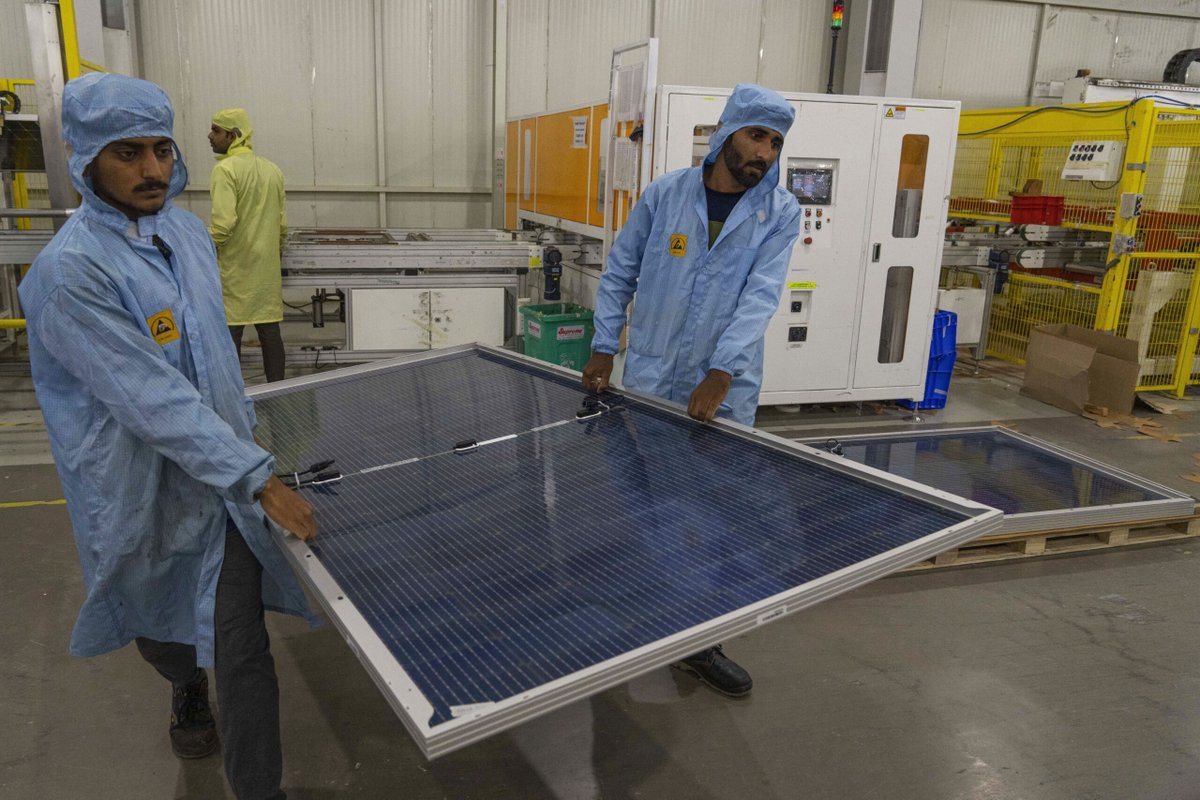 FactorThisMedia's tweet image. UN says booming solar, wind and other green energy hits global tipping point for even lower costs ow.ly/RpLY106gzyw
#News #Solar #WindPower #Renewables