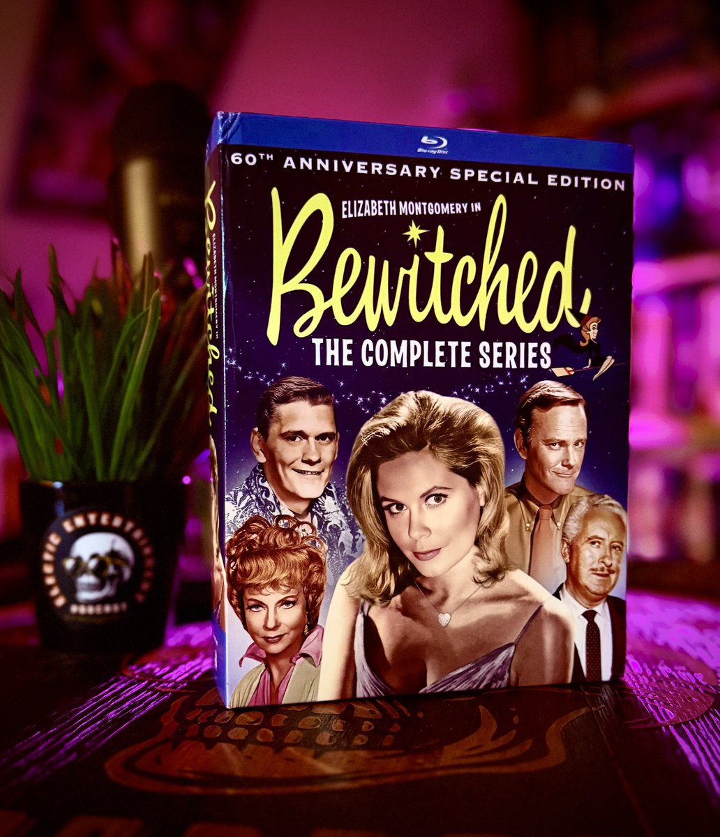 ElecticEnterta1's tweet image. Bewitched the Complete Series 60th Anniversary Special Edition on Blu-ray is available now from @millcreekent 

Review dropping soon!

#bewitched #sitcom #physicalmedia #bluray