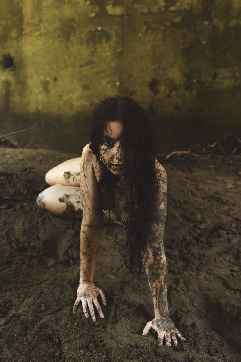 Nouvelle série 🔥🔥

atelierjfred.com/photographie-c…

Avec la superbe : <a href="/petiteporcelain/">petiteporcelainemodel</a>