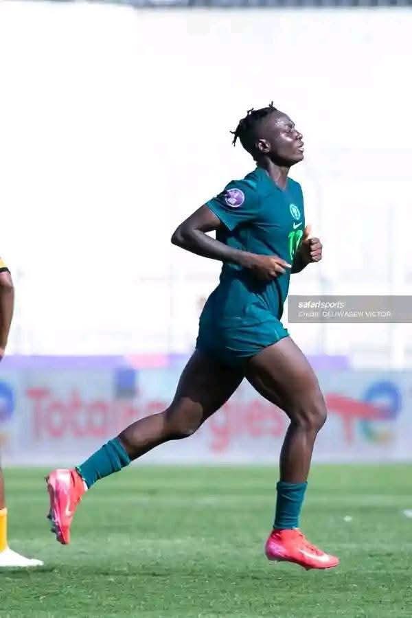 PoshPatience's tweet image. Shout out to all my SA brothers and sisters who defended this Nigerian against South African bullies, may banter have limits, these are human beings and like you they have emotions.
Caster Semenya would be very proud of you. 🥺🤝❤️🔥