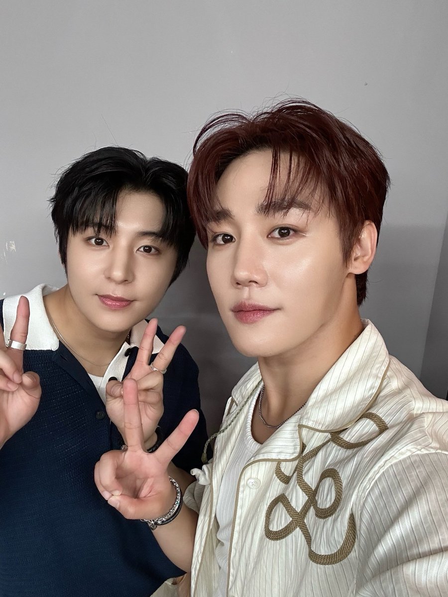 sungyoon's tweet photo. Congrats bro! https://t.co/T7dqhn8EfX