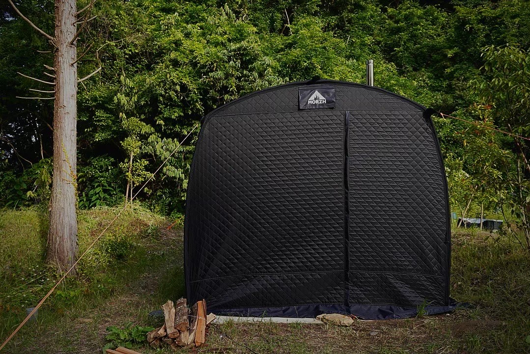 kanko_ibaraki's tweet image. ♨#日帰り温泉 入浴&#テントサウナ 開始⛺🌿
五浦 幽谷隠田跡温泉 源泉かけ流し&グランピングでは、宿泊者限定の温泉がついに一般開放👏
テントサウナでは、日中は森に抱かれ、夜はアート作品に包まれながら“ととのい”を体感できます🧖♂️
ぜひお越しください♪
izurahotspring.com
#北茨城