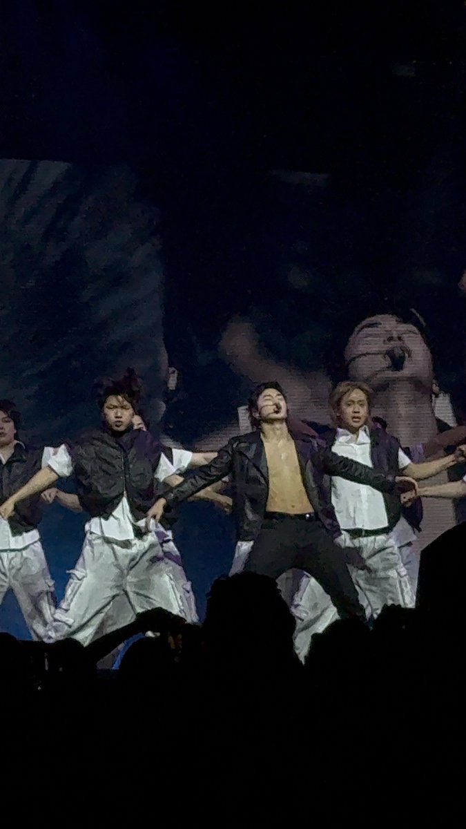 Liyasdraft_zip's tweet image. AHHH #ATEEZinOrlando