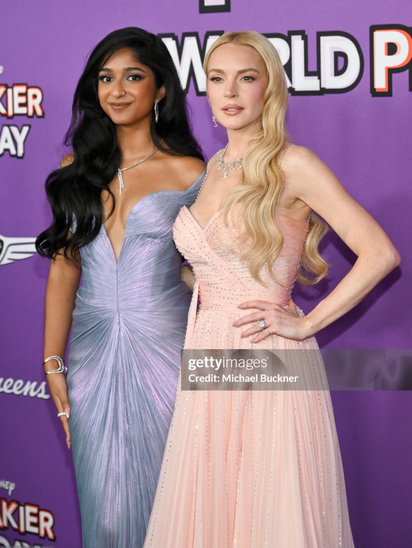 MaitreyiNews's tweet image. 📸 maitreyi ramakrishnan &amp; lindsay lohan for freakier friday premiere