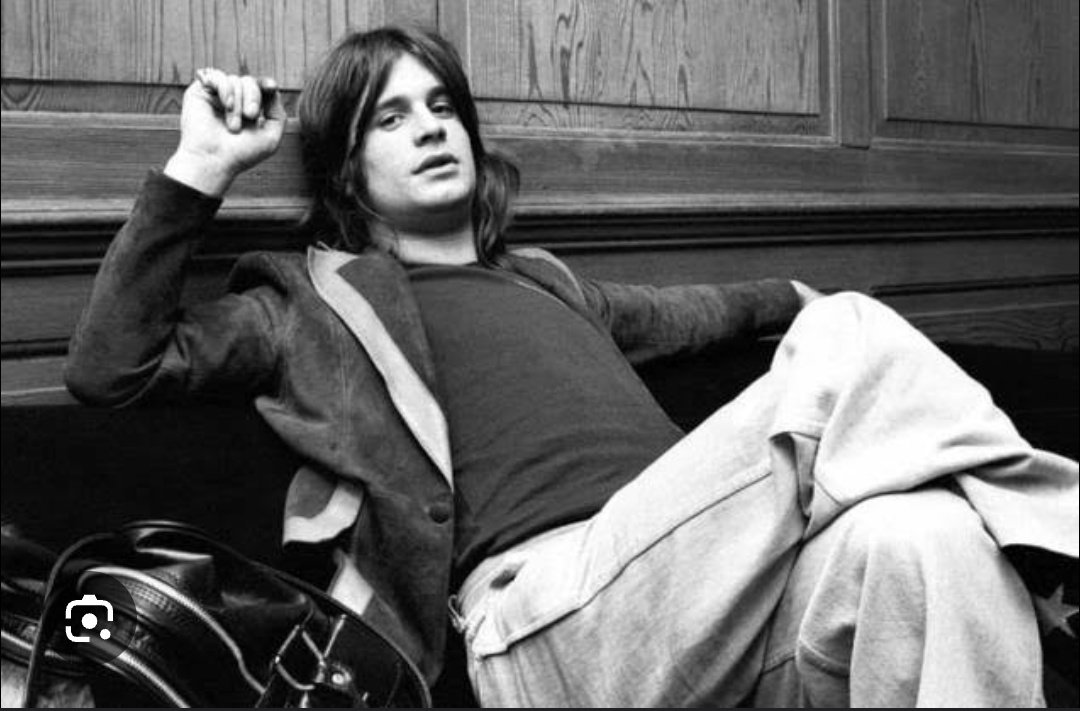 Bnoxbr's tweet image. Obrigado pela sua obra @OzzyOsbourne , pela selvageria na alma passada para todos nós, vc e sua banda ajudaram a forjar o rock na história da humanidade.
Vai em paz mestre, vlw de mais, seu último show 15 dias atrás foi épico.