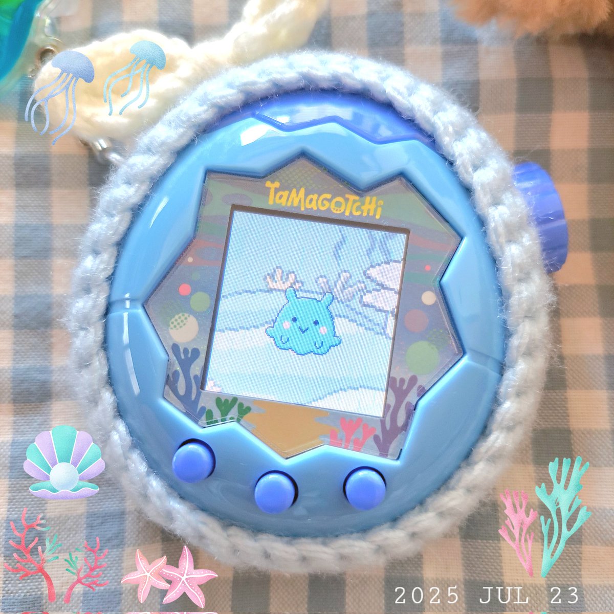 タマゴッチ 青 ホログラフィック 予約 2025年7月12日発売 たまごっち Tamagotchi Paradise