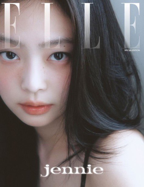 jenfilesx's tweet image. JENNIE for the cover of ELLE korea's august Special Edition with CHANEL
