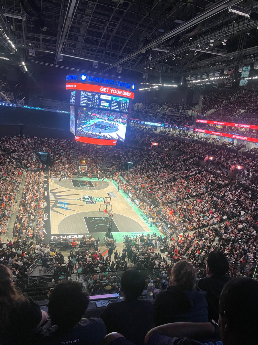 thomasmannfacts's tweet image. my first wnba game....a wlw milestone