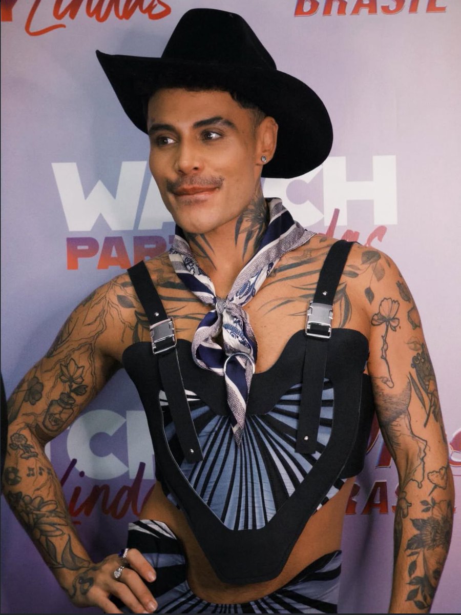 Drag_Crave's tweet image. Grag Queen, Adora Black & Poseidon Drag look incredible for the Drag Race Brasil watchparty series in São Paulo, Brazil.