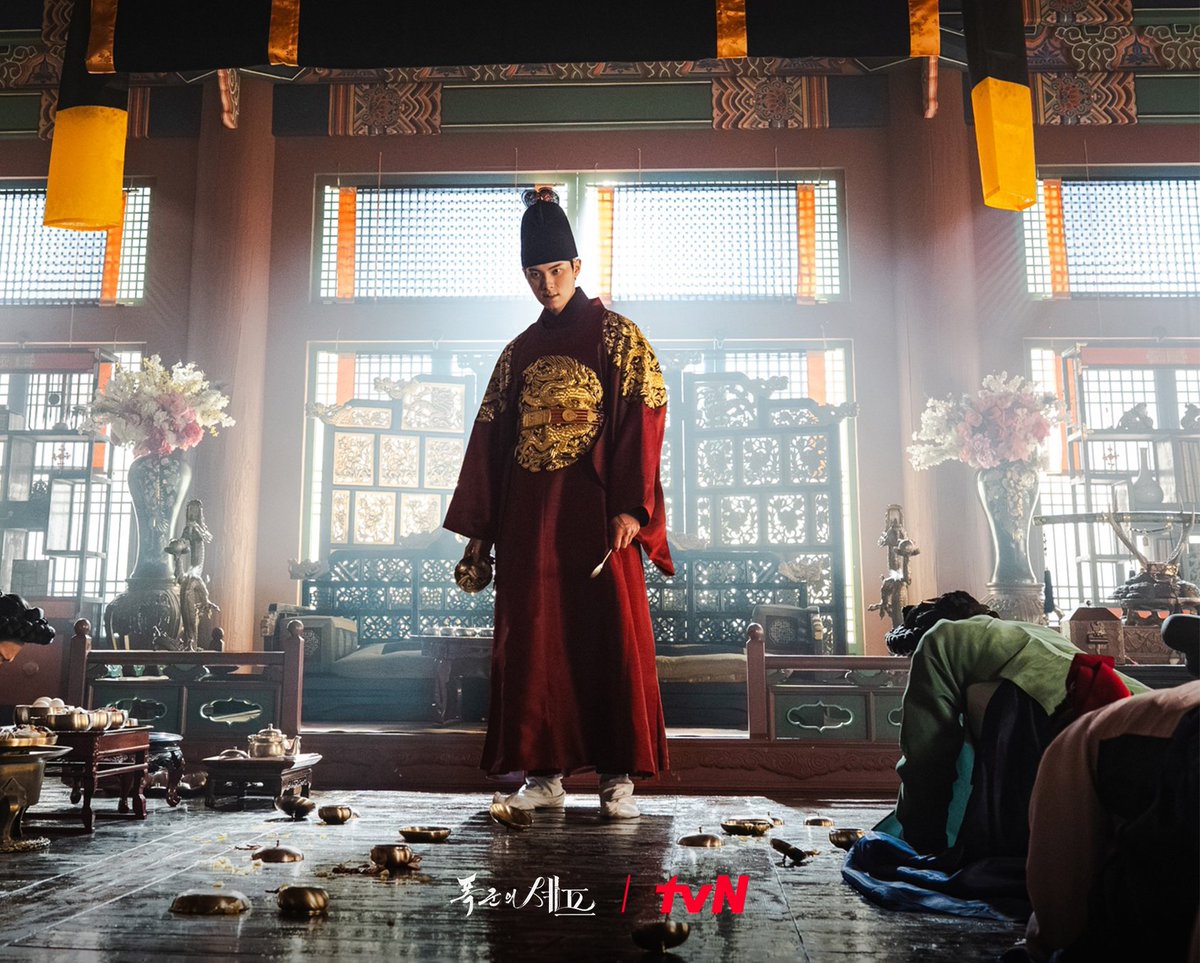 kdramasdiary's tweet image. Stills of #LeeChaemin from #BonappetitYourMajesty, releasing in August.