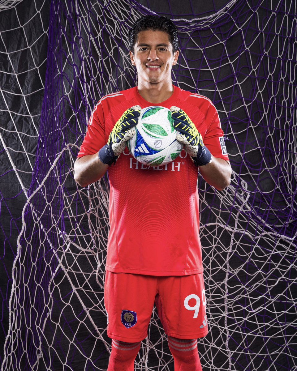 OrlandoCitySC's tweet image. Carlos is moving on to the @MLSNEXTPRO Goalie Wars finals 💪