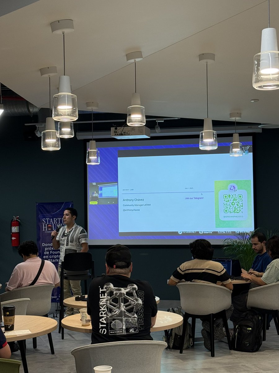 Lalocripto's tweet image. El buen @anthonysurfermx compartiendo su camino como emprendedor en Monterrey 🔥