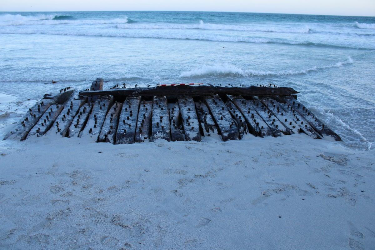 Independent's tweet image. Science and local sleuthing identify a 250-year-old shipwreck on a Scottish island independent.co.uk/news/science-l…