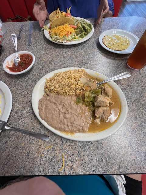 orangekittyrad's tweet image. We broke down to the pressure and celebrated taco Tuesday. Hubby went all out. 😂