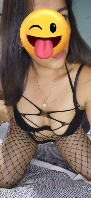 Malikka - Hola 💋 https://t.co/M2rQaZhMgL