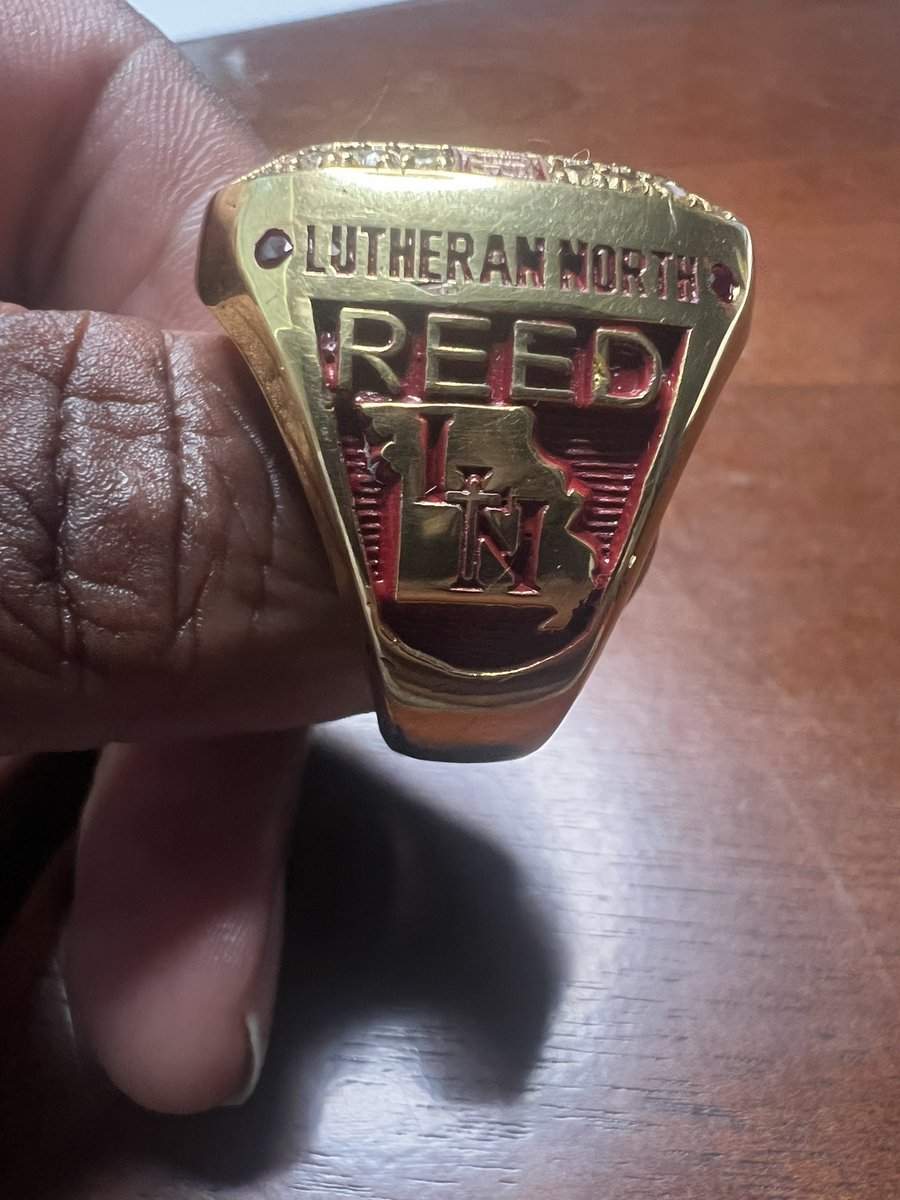 CoachReedLive's tweet image. Thank you to my brother Kyle Wagner, Bill Lamothe, and The Lutheran North Administration for sending me a 2024 Class 4 State Championship Ring.
Winning is a relationship that lasts a life time 💯
And Lutheran North has played a huge part in helping me do that in my own life.…