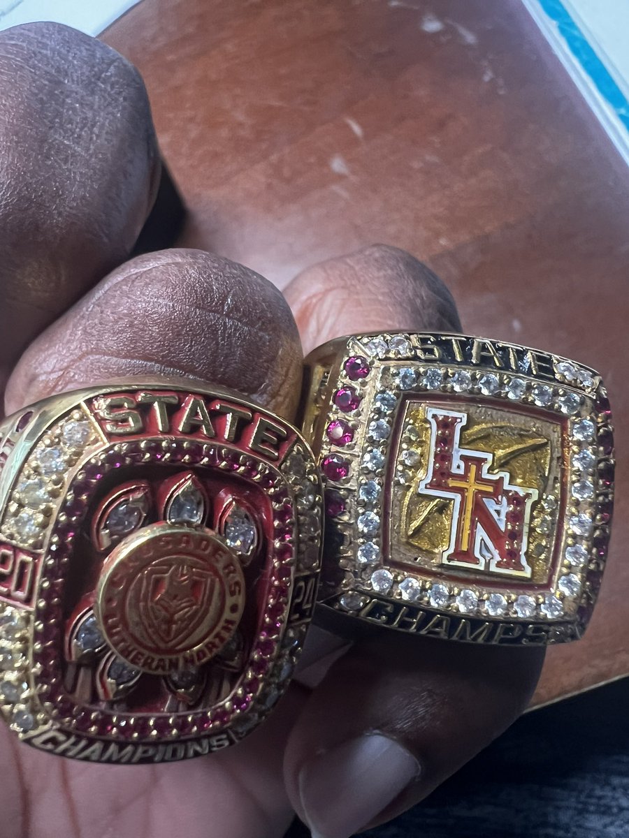 CoachReedLive's tweet image. Thank you to my brother Kyle Wagner, Bill Lamothe, and The Lutheran North Administration for sending me a 2024 Class 4 State Championship Ring.
Winning is a relationship that lasts a life time 💯
And Lutheran North has played a huge part in helping me do that in my own life.…