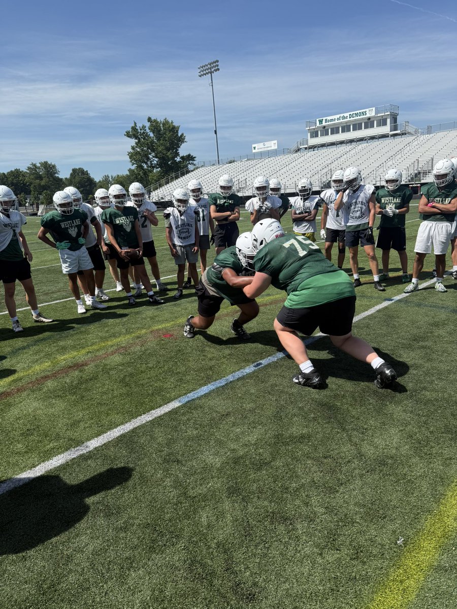 Competing! #HornsUp🤘🏻