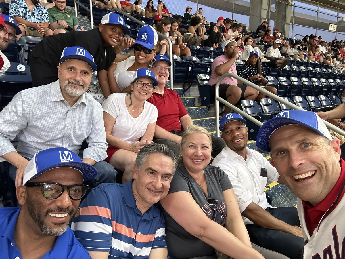 wmataGM's tweet image. Had a blast at Metro Night w/ hundreds of my colleagues cheering on the @Nationals. Plus great to engage our customers at Bullpen & at Navy Yard Station throwing Metro balls ⚾️. ❤️ our team and customers! #wmata