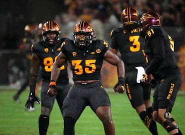 After a great conversation with <a href="/Coach_Diron/">Diron Reynolds</a> I am very grateful to have received an offer from <a href="/ASUFootball/">Sun Devil Football</a> #AGTG

<a href="/SWiltfong_/">Steve Wiltfong</a> <a href="/AllenTrieu/">Allen Trieu</a> <a href="/KyleNeddenriep/">Kyle Neddenriep</a> <a href="/Bryan_Ault/">Bryan Ault - Midwest Scout</a> <a href="/IndianaPreps/">Indiana Preps</a> <a href="/Coach_West90/">Jayson West</a> <a href="/FCFlashesFB/">FC Flashes Football</a> <a href="/FCFlashes/">Franklin Central Athletics</a>