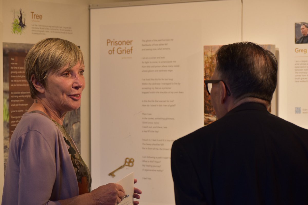 EleanorO_MP's tweet image. J'ai eu le privilège de visiter l'exposition Stories of Resilience – Voices of Jasper. En ces temps difficiles, l'art devient un bon moyen d'expression de la persévérance d'une communauté. Les récits partagés par les gens de Jasper sont émouvants et témoignent de leur résilience.