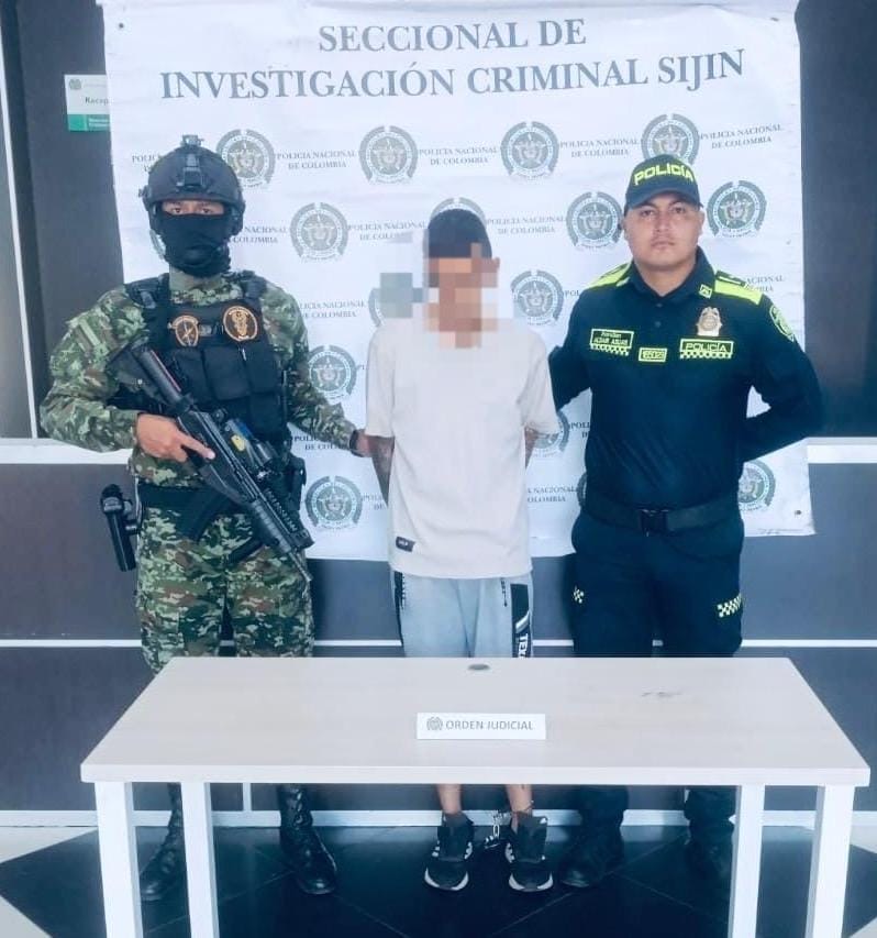 Ejercito_Div2's tweet image. El Gaula Militar Norte de Santander en coordinación con la @PoliciaColombia lograron la captura de dos personas por el delito de extorsión y hurto agravado en Cúcuta.
Nuestro compromiso es continuar combatiendo los delitos que afectan la libertad personal.
☎️Informar si paga!…