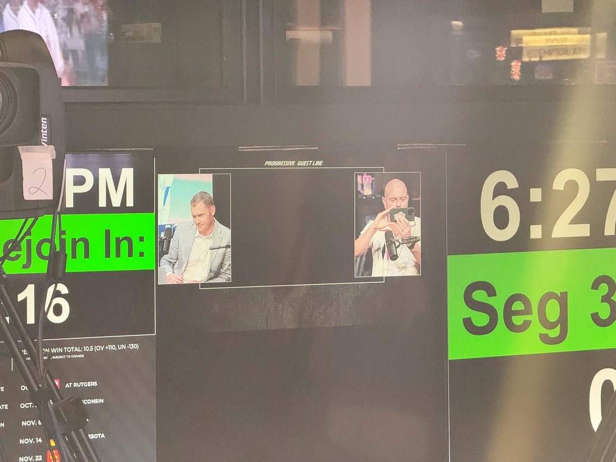Matt_Fortuna's tweet image. In studio with my guys @1TimMurray and @mattyoumans247 on @VSiNLive.
Tune in!