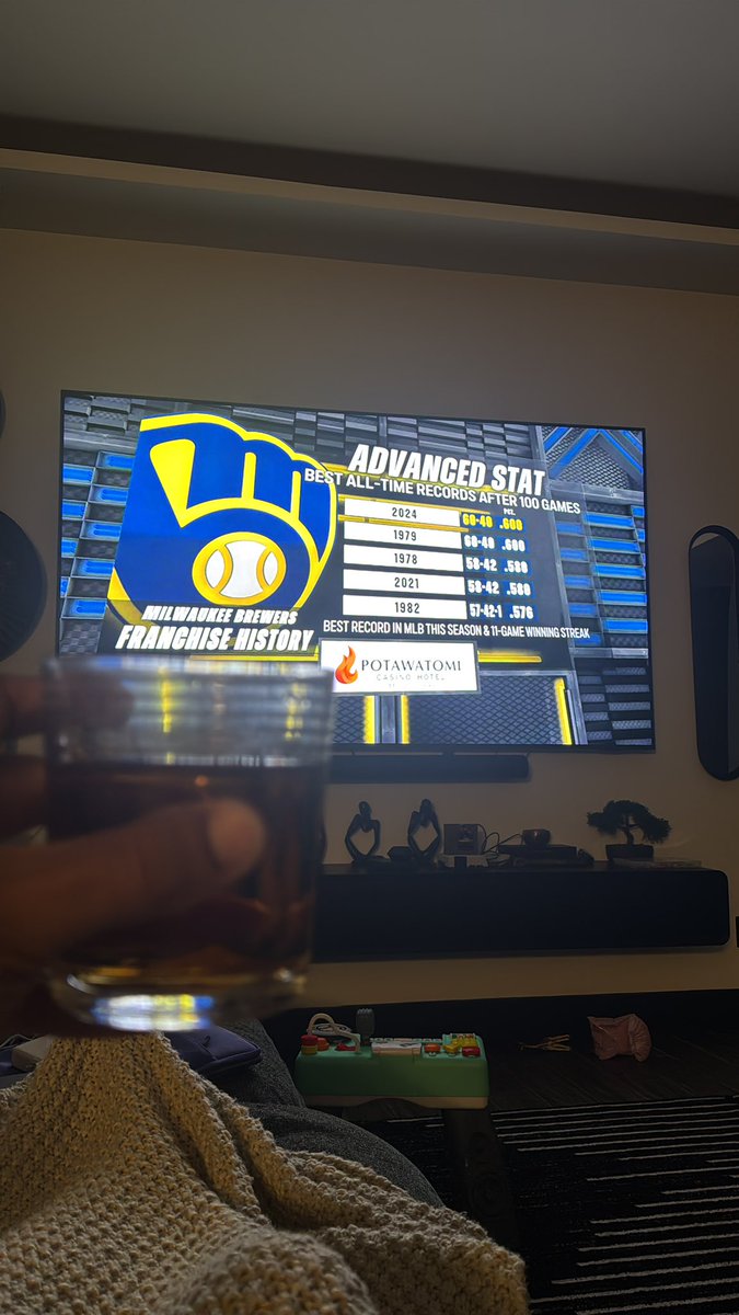 ArianFoster's tweet image. aye we locked in #brewcrew