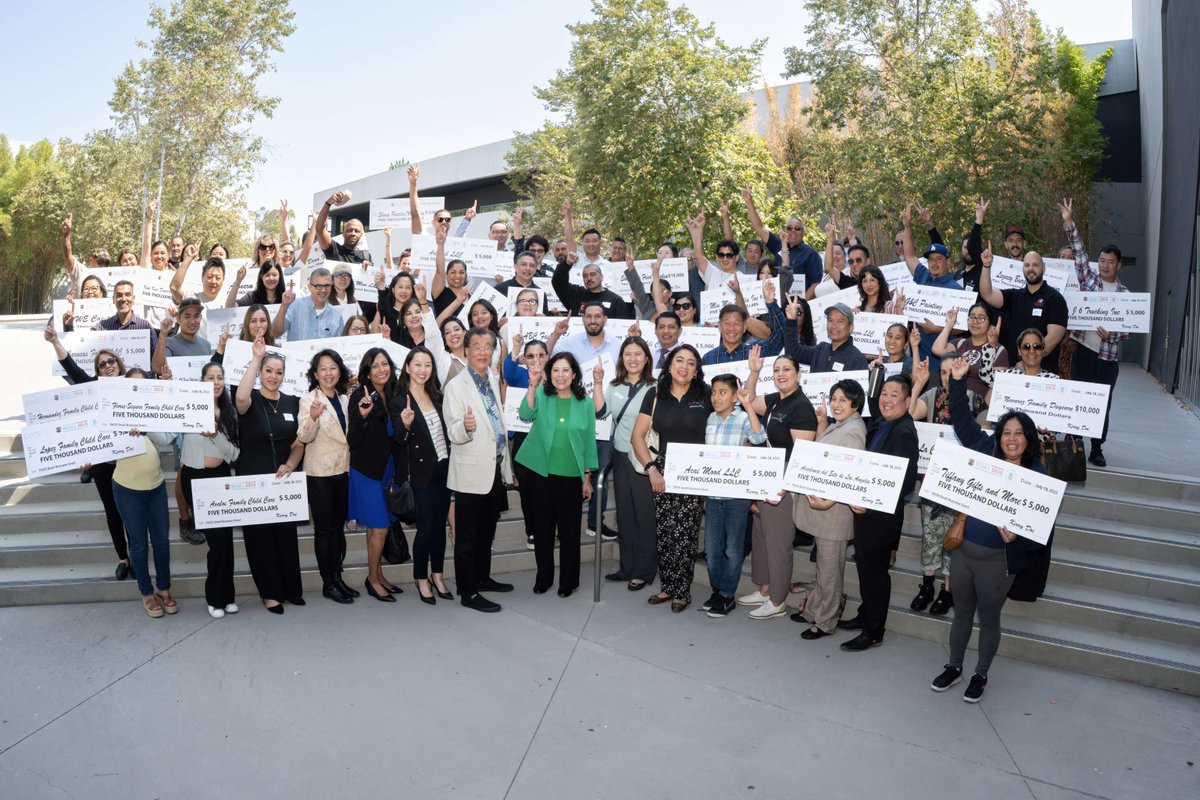 EconOppLA's tweet image. 75 small businesses in unincorporated areas of the First District received critical funding through the PACE Small Business Grant Program, a CDBG-funded initiative supported by DEO, administered by @paceinla, and funded by Supervisor @hildasolis.