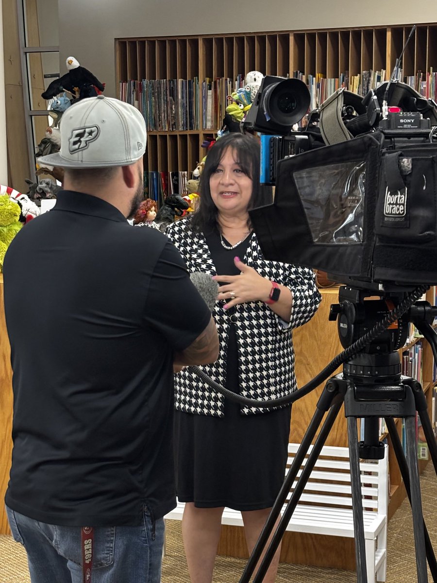 CeciliaSerna (@cserna77) on Twitter photo Thank you KFOX for coming to Ysleta Prek to discuss our upcoming Early Ed conference and amazing Preschool and Prek programs here in the district. <a href="/BrendaChR1/">Brenda Chacon-Robles, Ed.D.</a> <a href="/_IreneAhumada/">Irene Ahumada</a> <a href="/YsletaISD/">Ysleta ISD</a> Thank you KFOX for coming to Ysleta Prek to discuss our upcoming Early Ed conference and amazing Preschool and Prek programs here in the district. <a href="/BrendaChR1/">Brenda Chacon-Robles, Ed.D.</a> <a href="/_IreneAhumada/">Irene Ahumada</a> <a href="/YsletaISD/">Ysleta ISD</a>