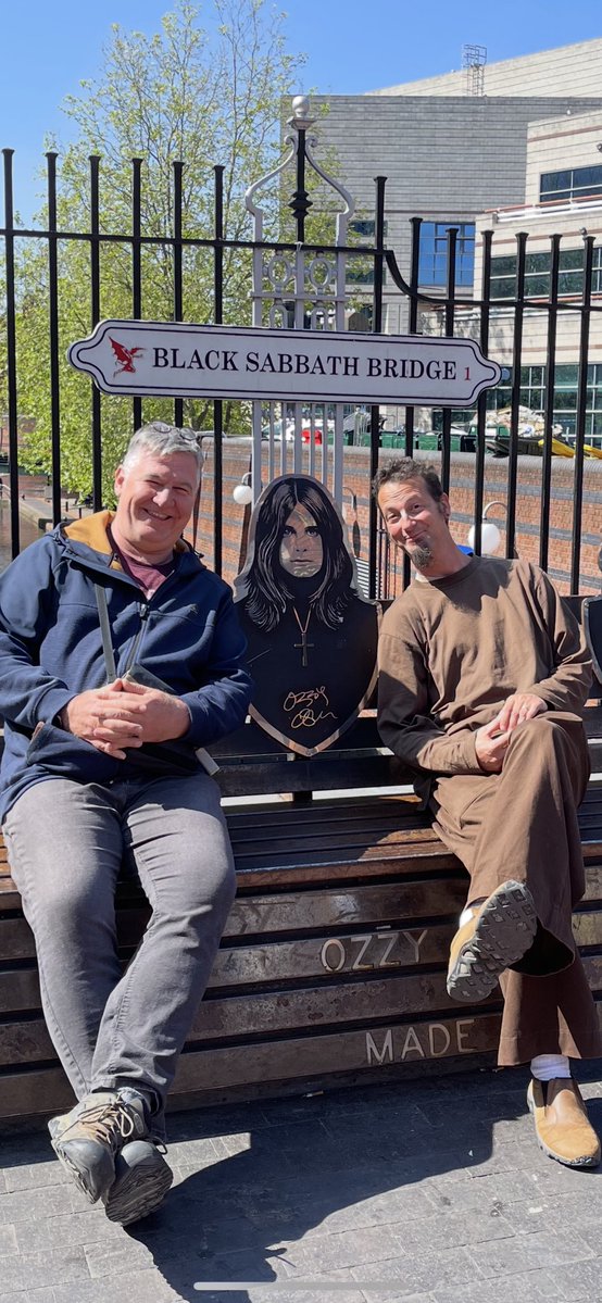 ShaneClaiborne's tweet image. Ozzy Osbourne is from Birmingham in the UK, home of an incredible community I love to visit (Newbigin House).
This is my pal Ash Barker and I next to Ozzy on the Black Sabbath bridge. 🤣
There’s an incredible scene in the documentary on Ozzy where he kneels in prayer and…