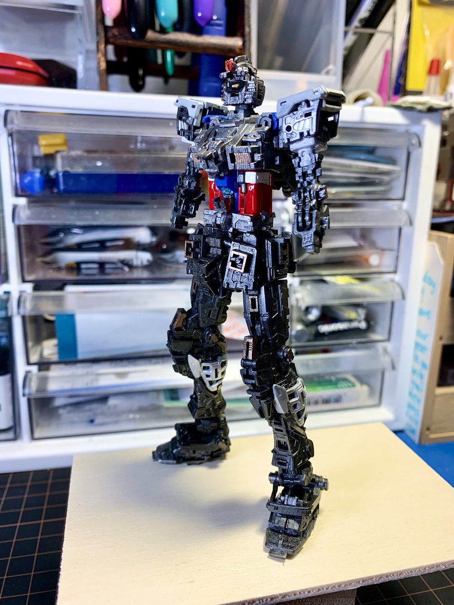 DennisYeeart's tweet image. I’m painting gundam real grade ver 2.0 use dry brush metal skeleton armor @raystudio_modeling  #gundam #realgrade #gunpla #plamo #bandai #modelkit #mecha #ガンダム #ガンプラ #プラモ #高達 #dennisyee