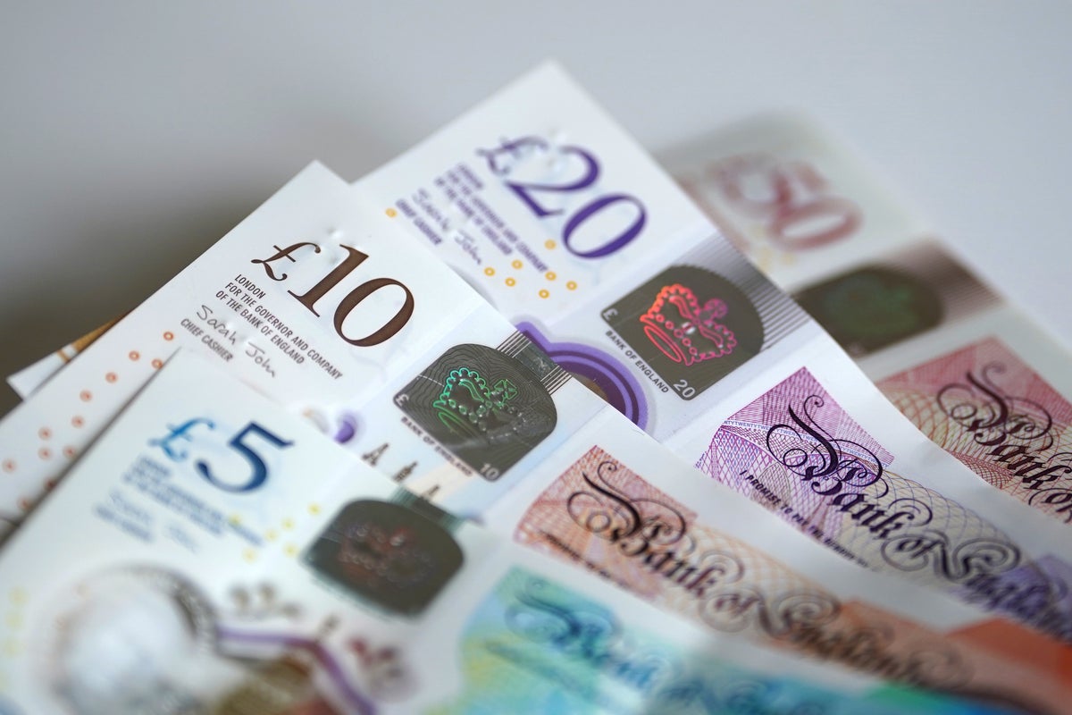 A51FR3D's tweet image. August 2025 Bank Holiday benefits and pension payments dates plus cost of living support independent.co.uk/news/uk/home-n…