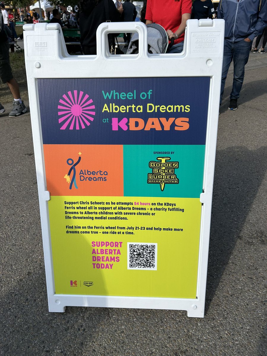 Bulavinaka's tweet image. Bringing the La Ronde Restaurant @ChateauLacombe by @NovaHotels dining experience all for a great cause with @ChrisScheetz at @KDaysyeg @wheelofdreams