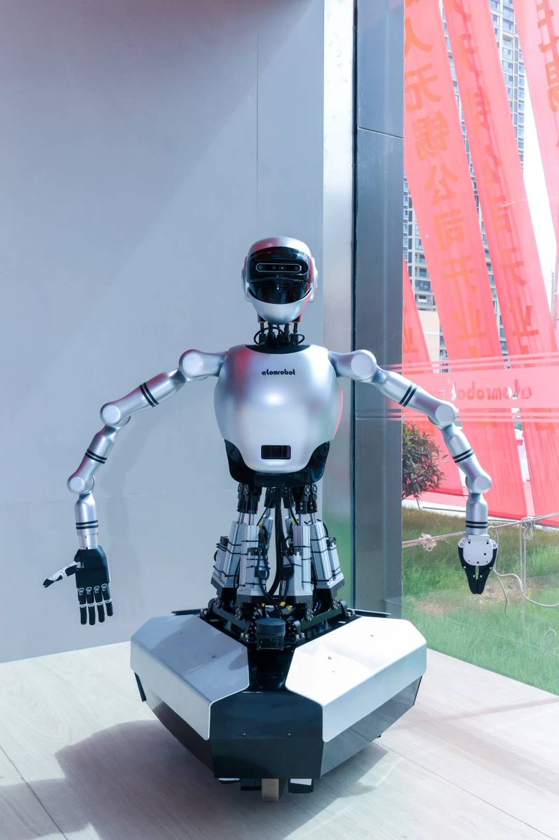 Saratao1267947's tweet image. 🎊 WE’RE GROWING!
ATOMROBOT&apos;s brand-new palletizing factory in Wuxi just opened its doors!
💡 More production
🚀 Faster delivery
🤝 Smarter service
Let’s build the future of automation — together.
#Atomrobot #PalletizingRobot
