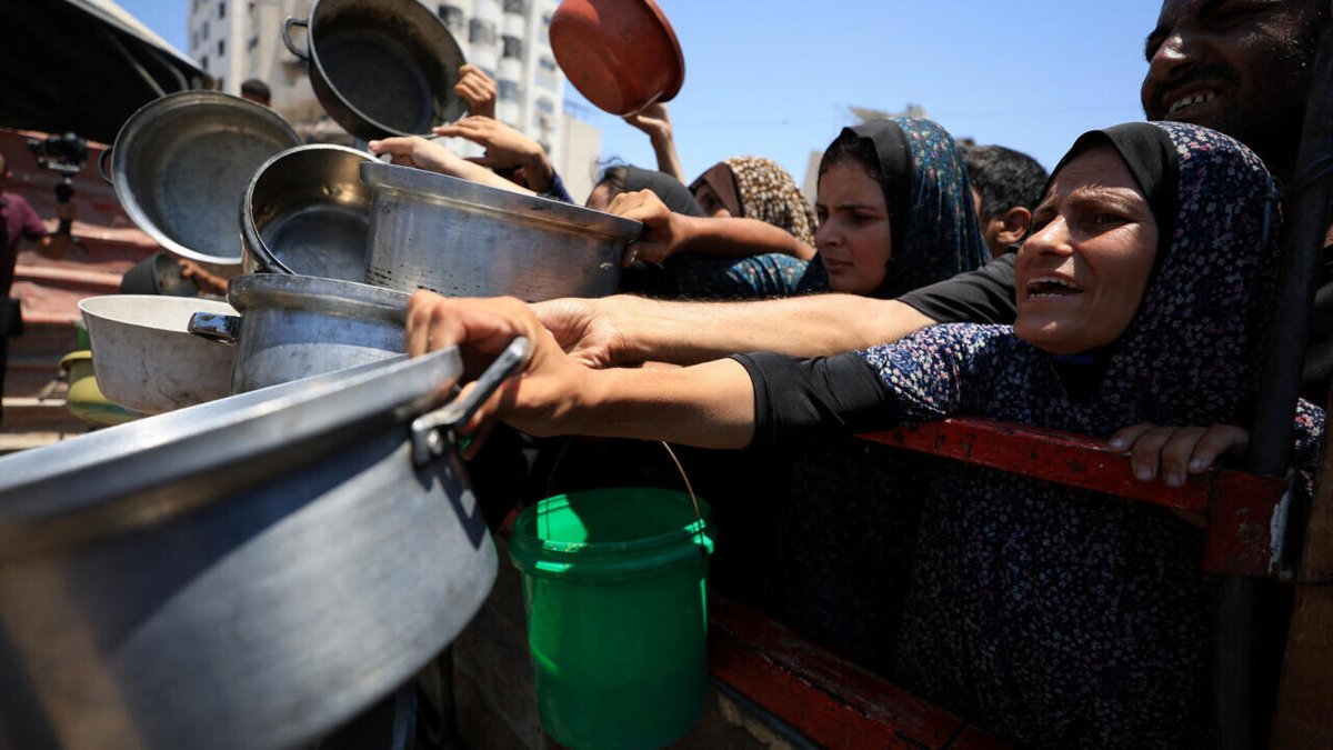 Une "famine de masse" se propage à Gaza, alertent une centaine d'ONG
➡️ go.france24.com/JA7