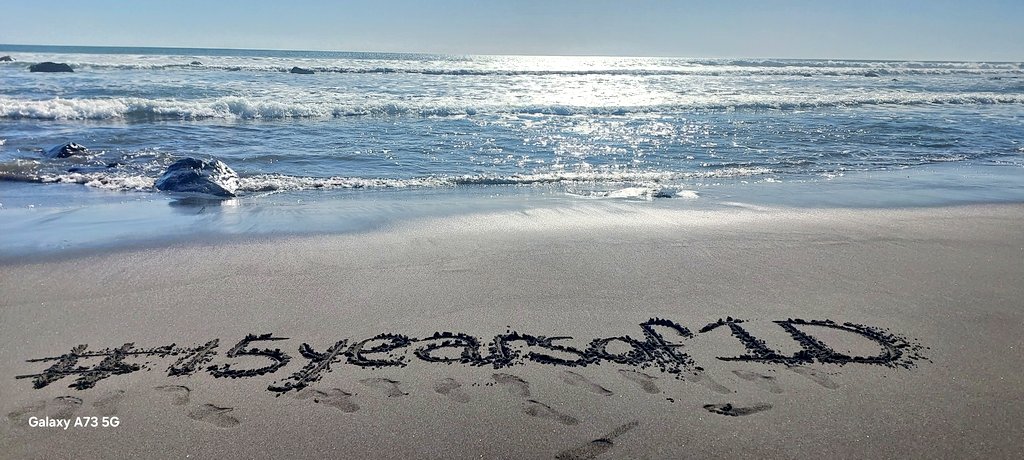 safespacearry's tweet image. 💚💙❤️💛🧡 #15Yearsof1D #1Dday #15YearsOfOneDirection