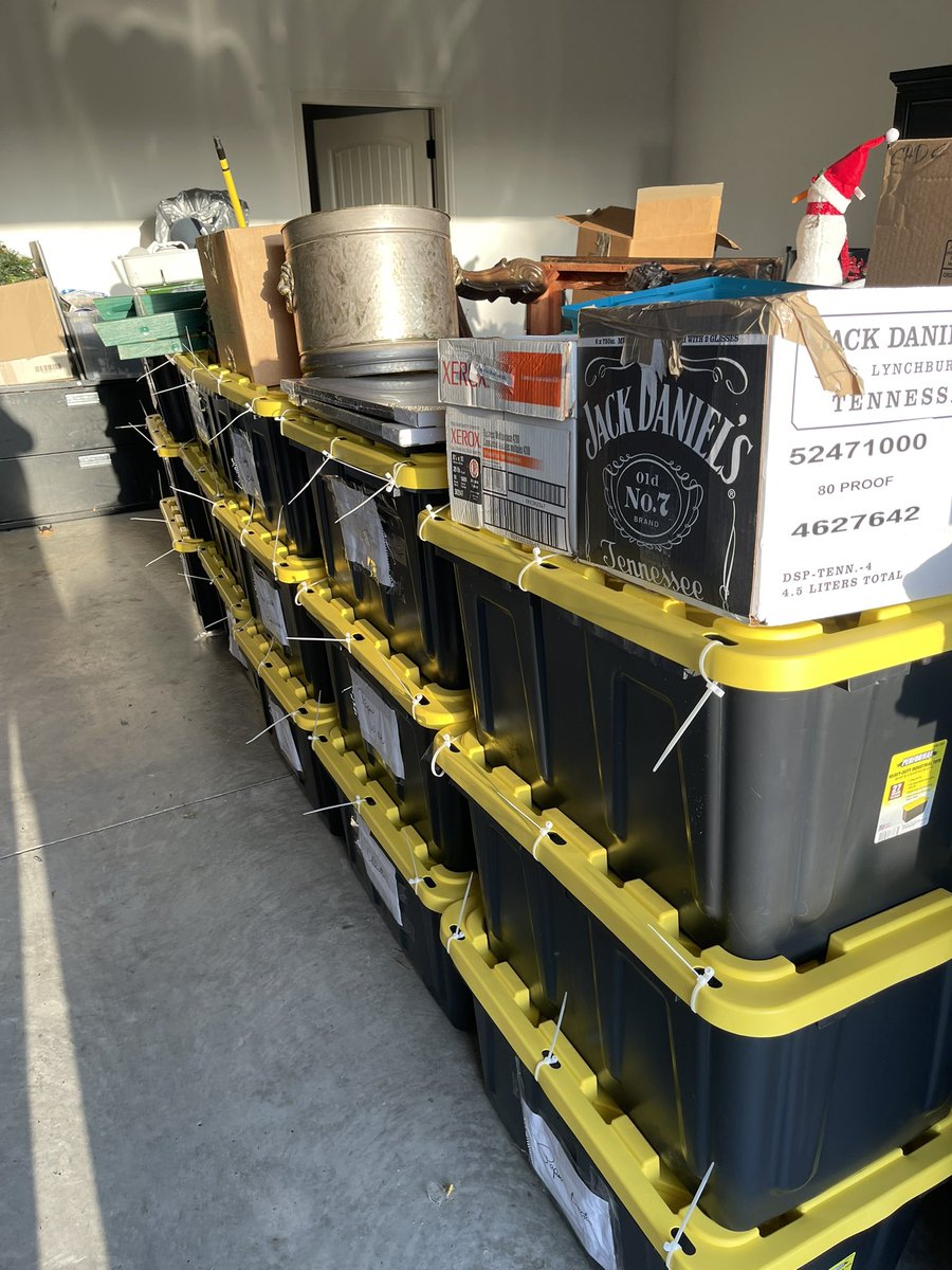 tonyrichards4's tweet image. Day 1 of packing and pitching is completed. Day 2 starts early tomorrow.