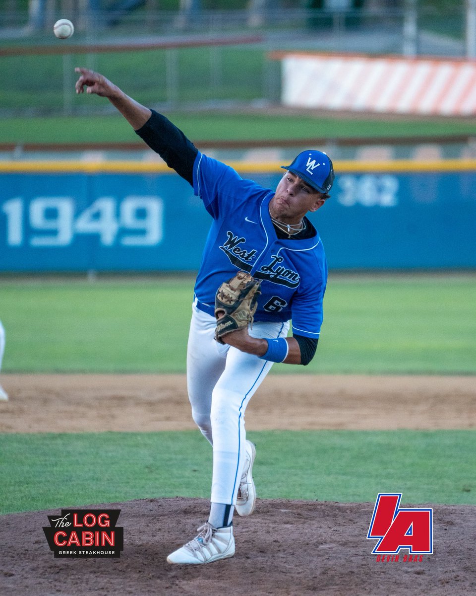iabaseball1's tweet image. 🐴TROJANS LEAD THROUGH FOUR🐴
Pleasantville leads 2-0 through four full innings of play! We’ll be going down to the wire here under the lights in Carroll!💡
Powered by Log Cabin Steakhouse 🥩
#IAbaseball X #iahsbsb