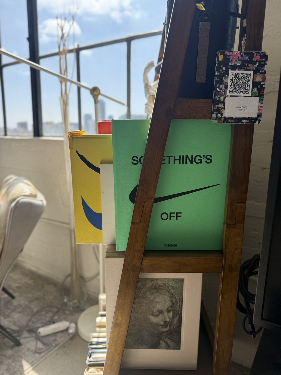 quinnslcm's tweet image. no video today, forgot to bring my SD card reader to LA while I support my homies documentary filming
still filming the videos to edit when im back Thursday