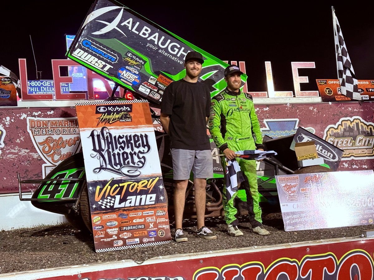 HighLimitRacing's tweet image. Forever in the history books as the first. ๐ค๐ผ๐ค๐ผ
Lemoore, California boys @Carson_Macedo and @Cole_Macedo18 are the first pair of brothers to both win with @Kubota_USA High Limit Racing!
The cool part? They each got to witness the other win as a crew member on their teams.