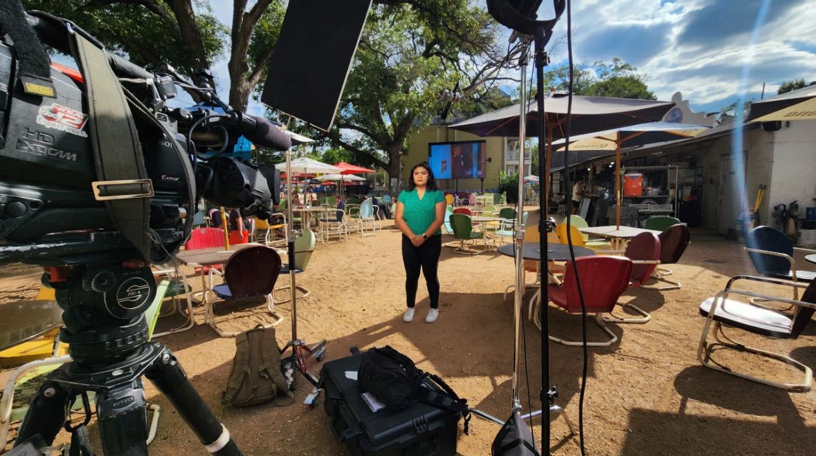 KSATDaniela's tweet image. Celebrating two years at @ksatnews!
I still can’t believe I get to tell your stories in and around my hometown with the best team.